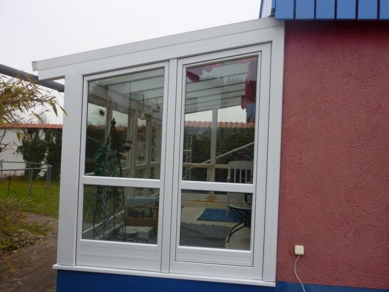 Wintergarten in weiß mit Aluminium-Verkleidung renoviert
